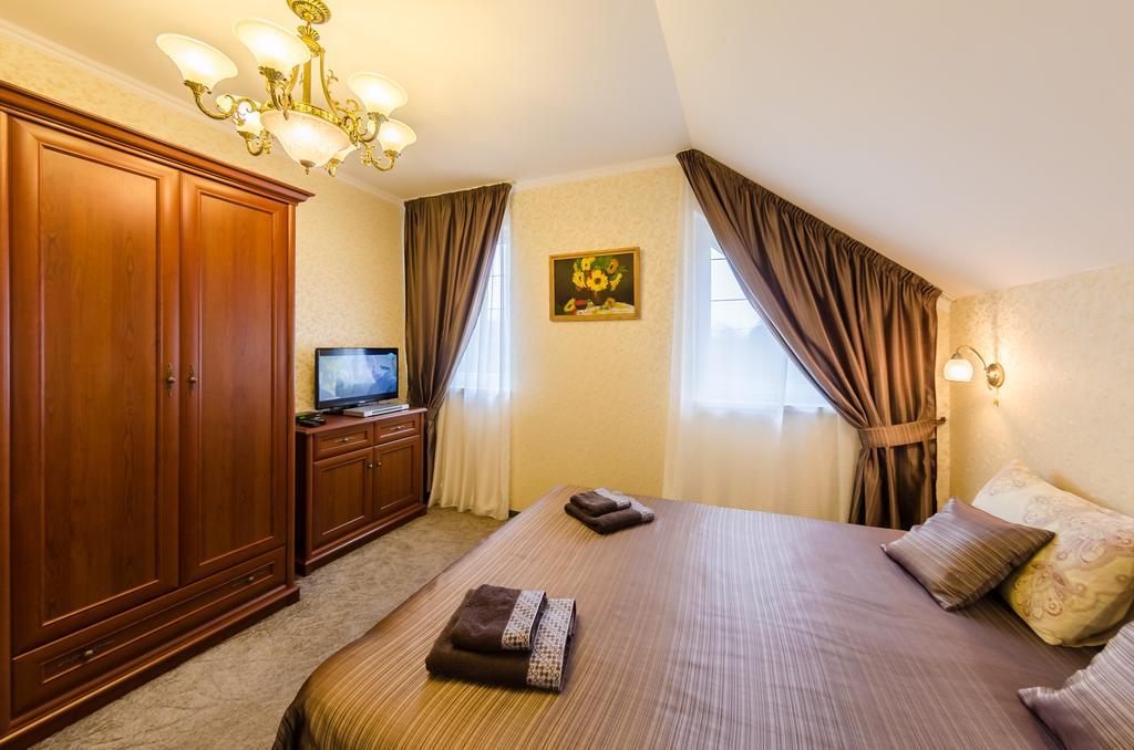 Gallery Of Mountains Holiday Home Yasinya Room photo
